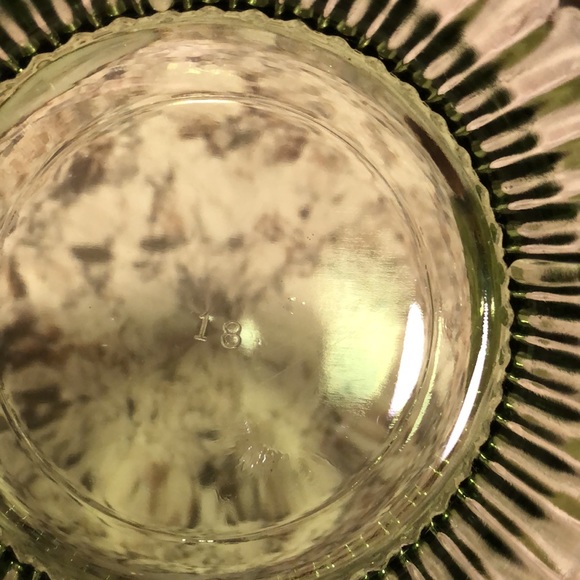 2 GREEN GLASS SMOOTH  SIDES W/RIBBED FOOT & 1 SMALL SUNBURST BOWL -SCALLOP TOP - Picture 6 of 12